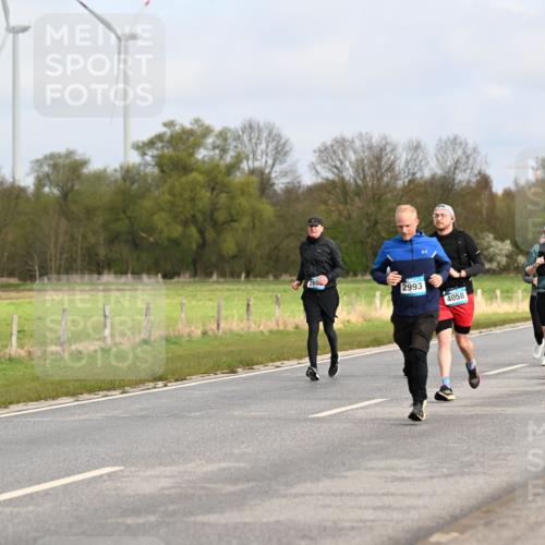 12.04.2026 - 45. Internationalen Wilhelmsburger Insellauf Dr. Thomas Lammeyer http://msf.ph/oto/9436136 12.04.2026 09:26:49 Laufen 288, 2993, 4058, 4520, 3671, 3346 meine-sportfotos.de