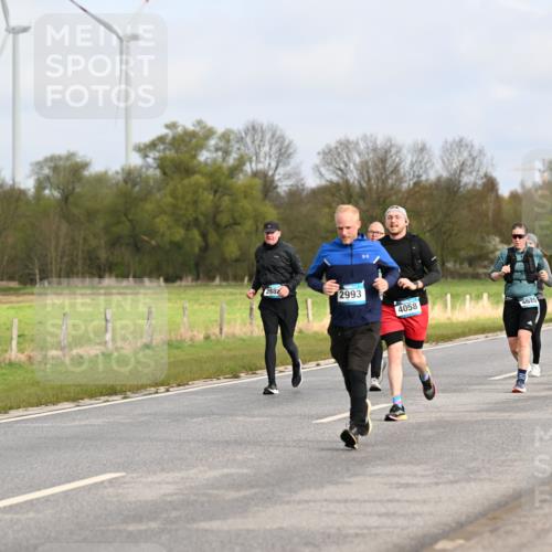 12.04.2026 - 45. Internationalen Wilhelmsburger Insellauf Dr. Thomas Lammeyer http://msf.ph/oto/9436137 12.04.2026 09:26:50 Laufen 2887, 2993, 4058, 45201, 3346, 3671 meine-sportfotos.de