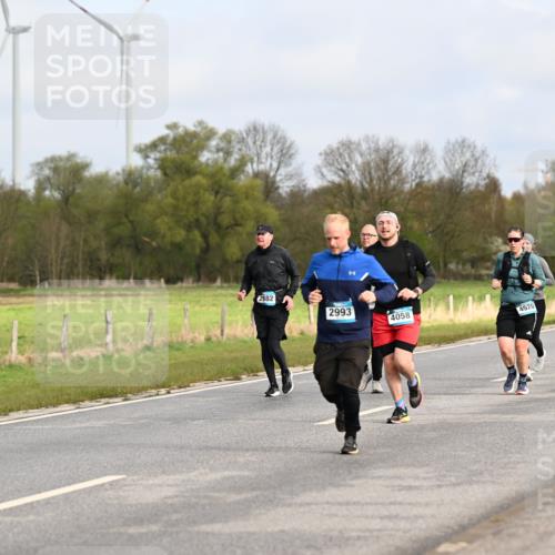 12.04.2026 - 45. Internationalen Wilhelmsburger Insellauf Dr. Thomas Lammeyer http://msf.ph/oto/9436138 12.04.2026 09:26:50 Laufen 2882, 2993, 4058, 4520, 3671, 3346 meine-sportfotos.de