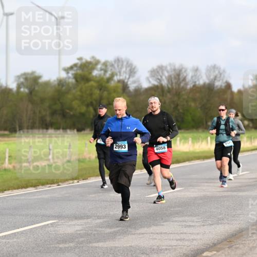 12.04.2026 - 45. Internationalen Wilhelmsburger Insellauf Dr. Thomas Lammeyer http://msf.ph/oto/9436140 12.04.2026 09:26:51 Laufen 2993, 4058, 4520, 3671, 3346 meine-sportfotos.de