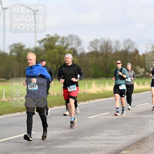 12.04.2026 - 45. Internationalen Wilhelmsburger Insellauf Dr. Thomas Lammeyer http://msf.ph/oto/9436147 12.04.2026 09:26:52 Laufen 2993, 4058, 4520, 1671, 346 meine-sportfotos.de