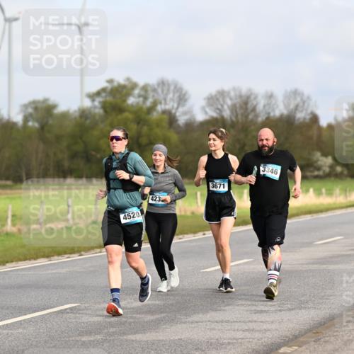 12.04.2026 - 45. Internationalen Wilhelmsburger Insellauf Dr. Thomas Lammeyer http://msf.ph/oto/9436169 12.04.2026 09:26:55 Laufen 2864, 4520, 423, 3671, 3346 meine-sportfotos.de