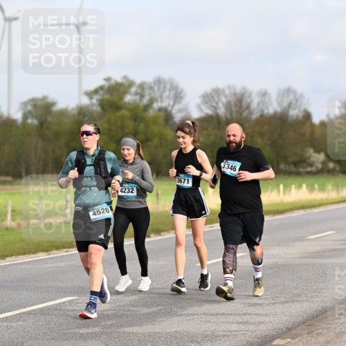 12.04.2026 - 45. Internationalen Wilhelmsburger Insellauf Dr. Thomas Lammeyer http://msf.ph/oto/9436172 12.04.2026 09:26:55 Laufen 4520, 4232, 3671, 3346 meine-sportfotos.de