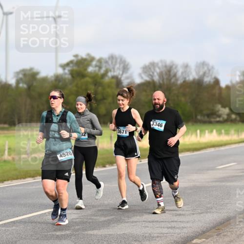 12.04.2026 - 45. Internationalen Wilhelmsburger Insellauf Dr. Thomas Lammeyer http://msf.ph/oto/9436173 12.04.2026 09:26:55 Laufen 4520, 3671, 3346 meine-sportfotos.de