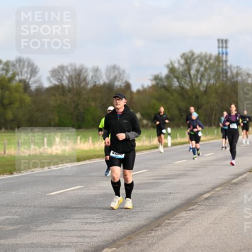 12.04.2026 - 45. Internationalen Wilhelmsburger Insellauf Dr. Thomas Lammeyer http://msf.ph/oto/9436194 12.04.2026 09:27:00 Laufen 4200 meine-sportfotos.de