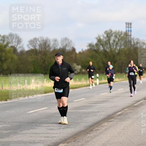 12.04.2026 - 45. Internationalen Wilhelmsburger Insellauf Dr. Thomas Lammeyer http://msf.ph/oto/9436197 12.04.2026 09:27:00 Laufen 4286 meine-sportfotos.de