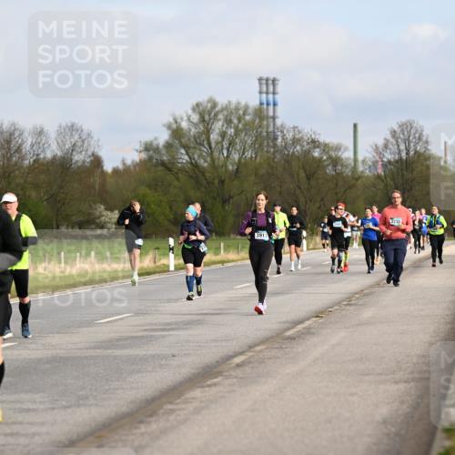 12.04.2026 - 45. Internationalen Wilhelmsburger Insellauf Dr. Thomas Lammeyer http://msf.ph/oto/9436203 12.04.2026 09:27:01 Laufen 3913, 2230, 16 meine-sportfotos.de