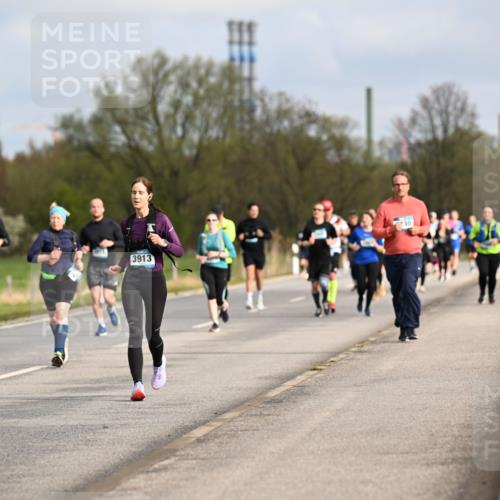 12.04.2026 - 45. Internationalen Wilhelmsburger Insellauf Dr. Thomas Lammeyer http://msf.ph/oto/9436212 12.04.2026 09:27:04 Laufen 3913 meine-sportfotos.de