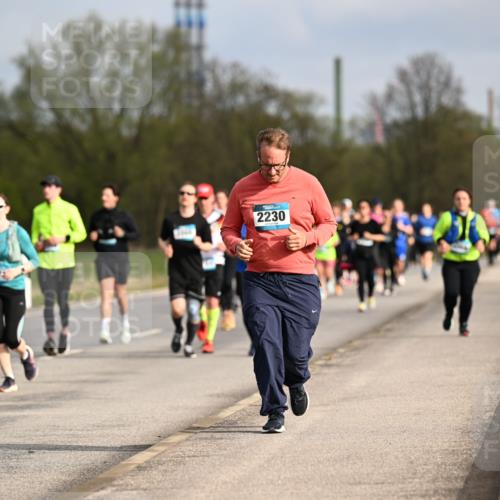 12.04.2026 - 45. Internationalen Wilhelmsburger Insellauf Dr. Thomas Lammeyer http://msf.ph/oto/9436246 12.04.2026 09:27:09 Laufen 774374, 2230 meine-sportfotos.de