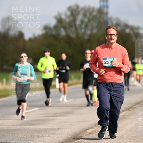 12.04.2026 - 45. Internationalen Wilhelmsburger Insellauf Dr. Thomas Lammeyer http://msf.ph/oto/9436257 12.04.2026 09:27:11 Laufen 223 meine-sportfotos.de