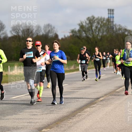 12.04.2026 - 45. Internationalen Wilhelmsburger Insellauf Dr. Thomas Lammeyer http://msf.ph/oto/9436293 12.04.2026 09:27:18 Laufen 2868, 191, 28, 4066 meine-sportfotos.de