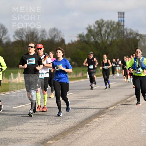 12.04.2026 - 45. Internationalen Wilhelmsburger Insellauf Dr. Thomas Lammeyer http://msf.ph/oto/9436294 12.04.2026 09:27:18 Laufen 2868, 191, 28, 4066 meine-sportfotos.de