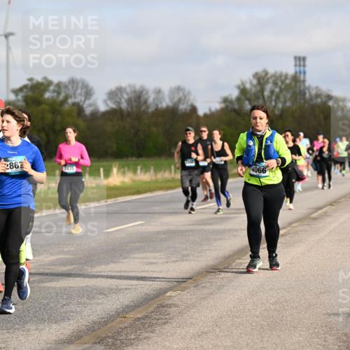 12.04.2026 - 45. Internationalen Wilhelmsburger Insellauf Dr. Thomas Lammeyer http://msf.ph/oto/9436314 12.04.2026 09:27:21 Laufen 8, 2867, 4066, 2435 meine-sportfotos.de