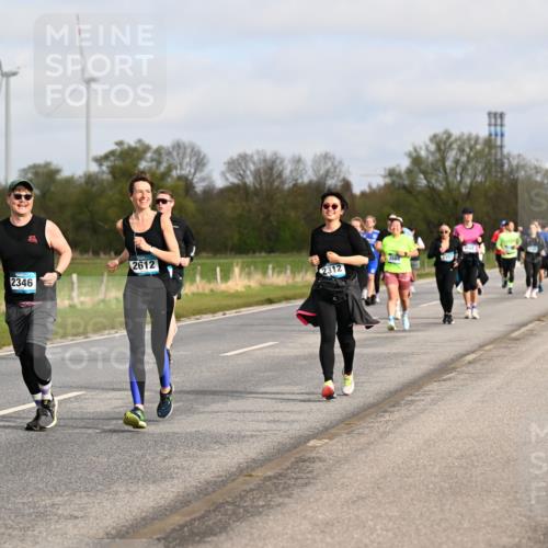 12.04.2026 - 45. Internationalen Wilhelmsburger Insellauf Dr. Thomas Lammeyer http://msf.ph/oto/9436348 12.04.2026 09:27:27 Laufen 2346, 2612, 2312, 3569 meine-sportfotos.de