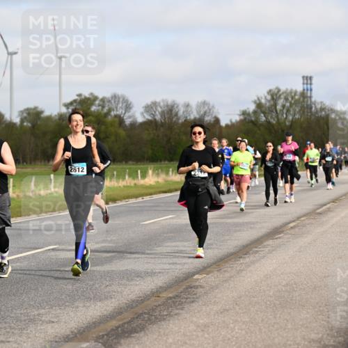 12.04.2026 - 45. Internationalen Wilhelmsburger Insellauf Dr. Thomas Lammeyer http://msf.ph/oto/9436351 12.04.2026 09:27:27 Laufen 2612, 2312, 2346, 3569, 2157 meine-sportfotos.de