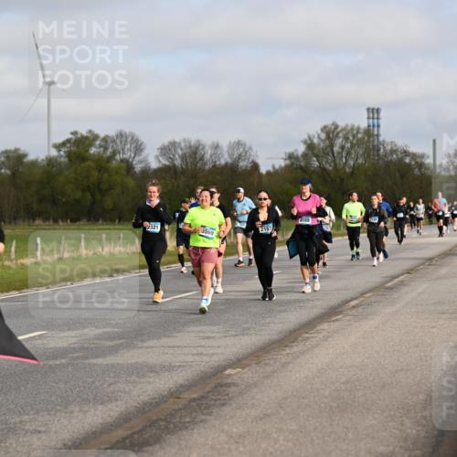 12.04.2026 - 45. Internationalen Wilhelmsburger Insellauf Dr. Thomas Lammeyer http://msf.ph/oto/9436369 12.04.2026 09:27:30 Laufen 2312, 4188, 2321, 2157, 3569 meine-sportfotos.de