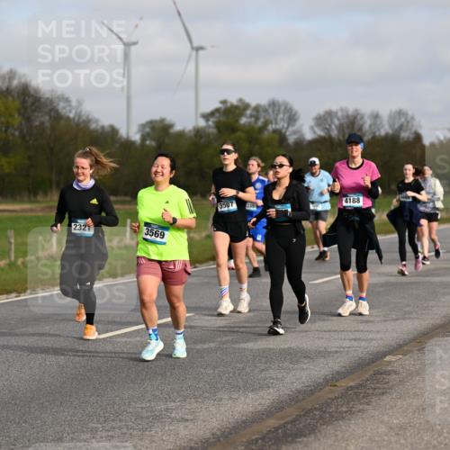 12.04.2026 - 45. Internationalen Wilhelmsburger Insellauf Dr. Thomas Lammeyer http://msf.ph/oto/9436387 12.04.2026 09:27:34 Laufen 2321, 3569, 3507, 435, 4188, 2109 meine-sportfotos.de