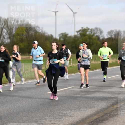 12.04.2026 - 45. Internationalen Wilhelmsburger Insellauf Dr. Thomas Lammeyer http://msf.ph/oto/9436416 12.04.2026 09:27:39 Laufen 3335, 3383, 686, 4668, 336, 3092, 2585, 2240, 2199 meine-sportfotos.de