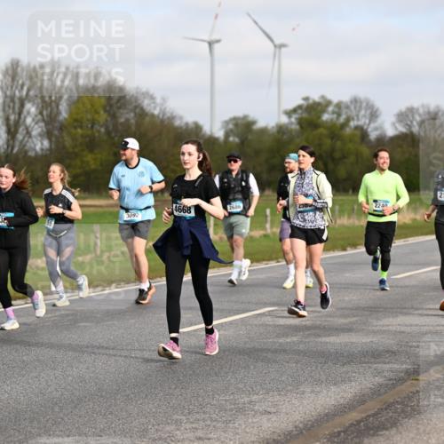 12.04.2026 - 45. Internationalen Wilhelmsburger Insellauf Dr. Thomas Lammeyer http://msf.ph/oto/9436417 12.04.2026 09:27:39 Laufen 4668, 2686, 2585, 3092, 35, 3383, 33, 55, 9, 9, 2240, 2199 meine-sportfotos.de