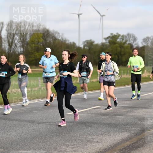 12.04.2026 - 45. Internationalen Wilhelmsburger Insellauf Dr. Thomas Lammeyer http://msf.ph/oto/9436418 12.04.2026 09:27:39 Laufen 3, 5, 3092, 46, 2686, 3383, 3382, 55, 2240, 2199 meine-sportfotos.de