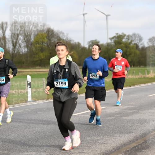 12.04.2026 - 45. Internationalen Wilhelmsburger Insellauf Dr. Thomas Lammeyer http://msf.ph/oto/9436421 12.04.2026 09:27:42 Laufen 2585, 3664, 2199, 2241, 3046 meine-sportfotos.de