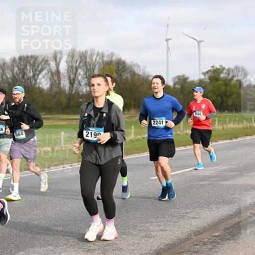 12.04.2026 - 45. Internationalen Wilhelmsburger Insellauf Dr. Thomas Lammeyer http://msf.ph/oto/9436422 12.04.2026 09:27:42 Laufen 2686, 3664, 2190, 2241, 3046 meine-sportfotos.de