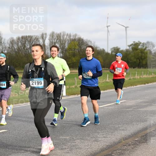 12.04.2026 - 45. Internationalen Wilhelmsburger Insellauf Dr. Thomas Lammeyer http://msf.ph/oto/9436425 12.04.2026 09:27:43 Laufen 2686, 3664, 2199, 224, 3046 meine-sportfotos.de