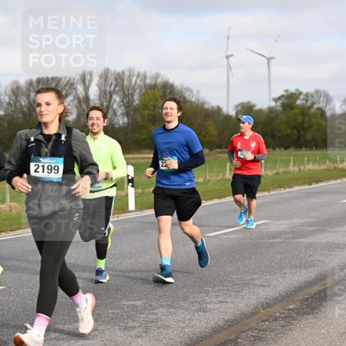 12.04.2026 - 45. Internationalen Wilhelmsburger Insellauf Dr. Thomas Lammeyer http://msf.ph/oto/9436426 12.04.2026 09:27:43 Laufen 2686, 3664, 2199, 30 meine-sportfotos.de