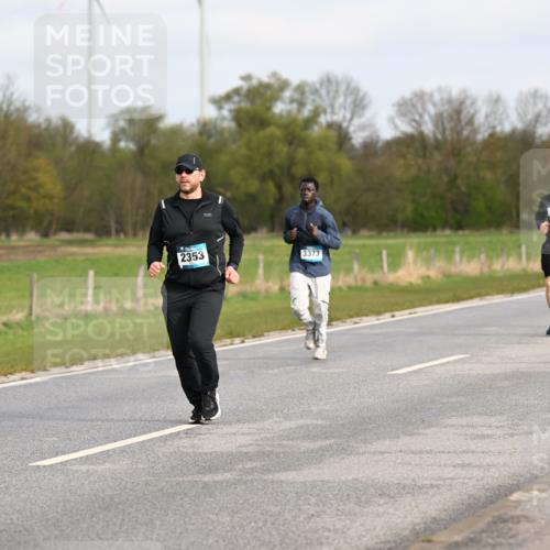 12.04.2026 - 45. Internationalen Wilhelmsburger Insellauf Dr. Thomas Lammeyer http://msf.ph/oto/9436439 12.04.2026 09:27:46 Laufen 928, 2353, 3373, 400 meine-sportfotos.de