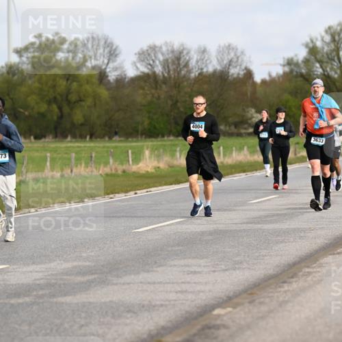 12.04.2026 - 45. Internationalen Wilhelmsburger Insellauf Dr. Thomas Lammeyer http://msf.ph/oto/9436445 12.04.2026 09:27:48 Laufen 3373, 4004, 279, 3633 meine-sportfotos.de