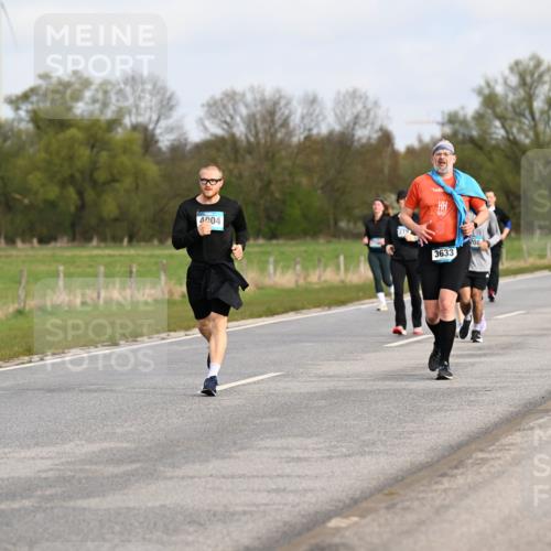 12.04.2026 - 45. Internationalen Wilhelmsburger Insellauf Dr. Thomas Lammeyer http://msf.ph/oto/9436455 12.04.2026 09:27:49 Laufen 4204, 3633, 208 meine-sportfotos.de