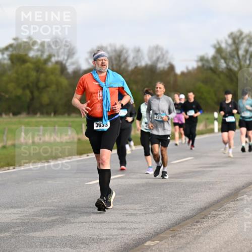 12.04.2026 - 45. Internationalen Wilhelmsburger Insellauf Dr. Thomas Lammeyer http://msf.ph/oto/9436473 12.04.2026 09:27:52 Laufen 3633, 220 meine-sportfotos.de