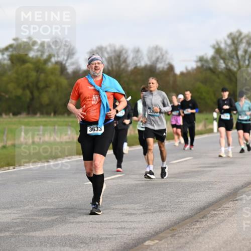 12.04.2026 - 45. Internationalen Wilhelmsburger Insellauf Dr. Thomas Lammeyer http://msf.ph/oto/9436474 12.04.2026 09:27:52 Laufen 2203, 3633 meine-sportfotos.de