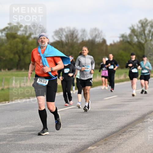 12.04.2026 - 45. Internationalen Wilhelmsburger Insellauf Dr. Thomas Lammeyer http://msf.ph/oto/9436477 12.04.2026 09:27:53 Laufen 3633, 2279, 208 meine-sportfotos.de