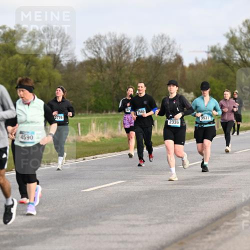 12.04.2026 - 45. Internationalen Wilhelmsburger Insellauf Dr. Thomas Lammeyer http://msf.ph/oto/9436490 12.04.2026 09:27:56 Laufen 4590, 370, 2565, 2776, 3537, 2336, 3398, 3715 meine-sportfotos.de