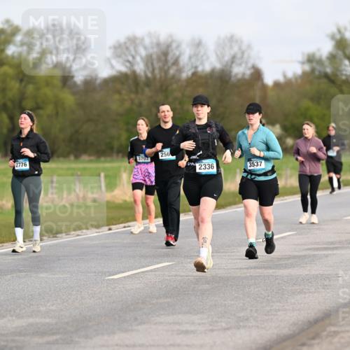 12.04.2026 - 45. Internationalen Wilhelmsburger Insellauf Dr. Thomas Lammeyer http://msf.ph/oto/9436495 12.04.2026 09:27:57 Laufen 90, 79, 256, 2776, 3703, 3398, 2336, 3537 meine-sportfotos.de