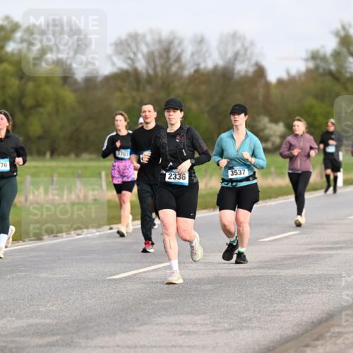12.04.2026 - 45. Internationalen Wilhelmsburger Insellauf Dr. Thomas Lammeyer http://msf.ph/oto/9436497 12.04.2026 09:27:57 Laufen 9, 2776, 2336, 3537, 1300 meine-sportfotos.de
