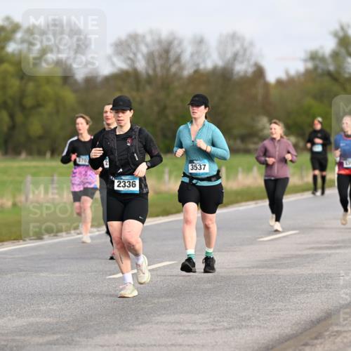 12.04.2026 - 45. Internationalen Wilhelmsburger Insellauf Dr. Thomas Lammeyer http://msf.ph/oto/9436503 12.04.2026 09:27:58 Laufen 2776, 2336, 3537 meine-sportfotos.de