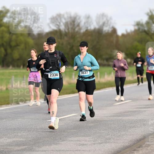 12.04.2026 - 45. Internationalen Wilhelmsburger Insellauf Dr. Thomas Lammeyer http://msf.ph/oto/9436504 12.04.2026 09:27:58 Laufen 2776, 2336, 3537 meine-sportfotos.de