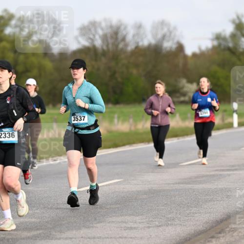12.04.2026 - 45. Internationalen Wilhelmsburger Insellauf Dr. Thomas Lammeyer http://msf.ph/oto/9436512 12.04.2026 09:27:59 Laufen 3537, 2336 meine-sportfotos.de