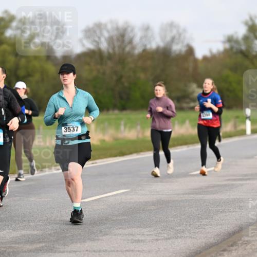 12.04.2026 - 45. Internationalen Wilhelmsburger Insellauf Dr. Thomas Lammeyer http://msf.ph/oto/9436514 12.04.2026 09:28:00 Laufen 3537, 2336 meine-sportfotos.de