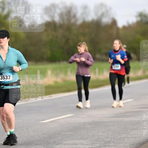 12.04.2026 - 45. Internationalen Wilhelmsburger Insellauf Dr. Thomas Lammeyer http://msf.ph/oto/9436516 12.04.2026 09:28:00 Laufen 3537 meine-sportfotos.de
