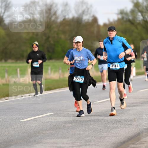 12.04.2026 - 45. Internationalen Wilhelmsburger Insellauf Dr. Thomas Lammeyer http://msf.ph/oto/9436546 12.04.2026 09:28:06 Laufen 3714, 3715 meine-sportfotos.de