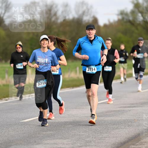 12.04.2026 - 45. Internationalen Wilhelmsburger Insellauf Dr. Thomas Lammeyer http://msf.ph/oto/9436553 12.04.2026 09:28:07 Laufen 36, 48, 3715, 3714, 2481 meine-sportfotos.de