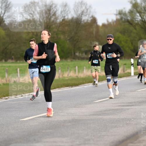 12.04.2026 - 45. Internationalen Wilhelmsburger Insellauf Dr. Thomas Lammeyer http://msf.ph/oto/9436569 12.04.2026 09:28:10 Laufen 3114, 2237, 2481, 3298, 44, 2739, 2165 meine-sportfotos.de