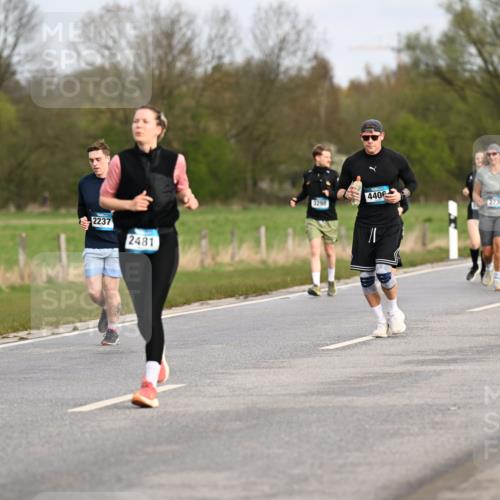 12.04.2026 - 45. Internationalen Wilhelmsburger Insellauf Dr. Thomas Lammeyer http://msf.ph/oto/9436570 12.04.2026 09:28:10 Laufen 2237, 2481, 4406, 3298, 2739, 2165 meine-sportfotos.de