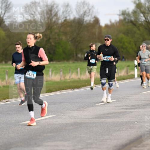 12.04.2026 - 45. Internationalen Wilhelmsburger Insellauf Dr. Thomas Lammeyer http://msf.ph/oto/9436573 12.04.2026 09:28:10 Laufen 2481, 3298, 440, 2165 meine-sportfotos.de