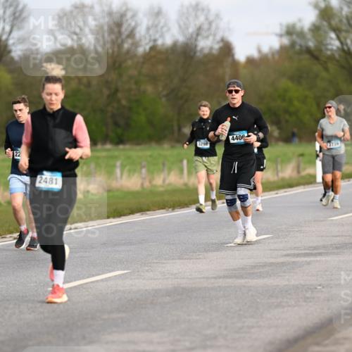 12.04.2026 - 45. Internationalen Wilhelmsburger Insellauf Dr. Thomas Lammeyer http://msf.ph/oto/9436576 12.04.2026 09:28:11 Laufen 22, 2481, 3298, 4406, 12739, 2165 meine-sportfotos.de