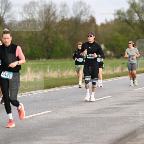 12.04.2026 - 45. Internationalen Wilhelmsburger Insellauf Dr. Thomas Lammeyer http://msf.ph/oto/9436579 12.04.2026 09:28:11 Laufen 31, 2481, 3298, 440, 297, 2165 meine-sportfotos.de