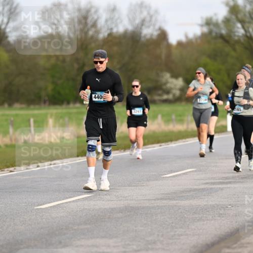 12.04.2026 - 45. Internationalen Wilhelmsburger Insellauf Dr. Thomas Lammeyer http://msf.ph/oto/9436590 12.04.2026 09:28:13 Laufen 440, 3297, 165 meine-sportfotos.de